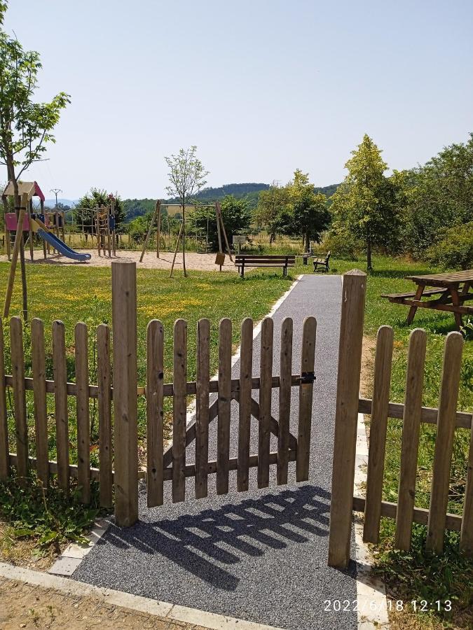 Collonges-en Charollais Gite Les Arcades المظهر الخارجي الصورة